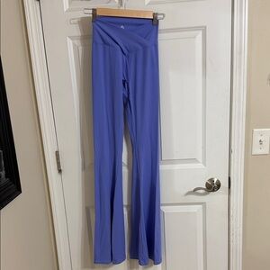 Vibrant Purple Women's Leggings